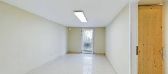 4-salle Maison à Main-Kinzig, Germany No. 170149 12