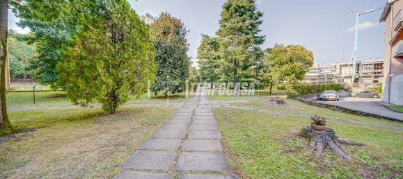 Квартира с 3 спальнями в Кассано Маньяго, Италия № 365568 8