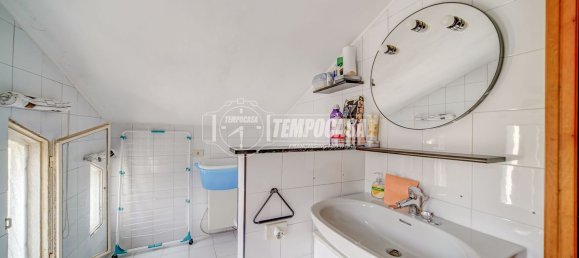 Apartamento de 3 dormitorios en Cassano Magnago, Italy No. 365568 24