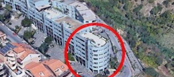 Квартира с 4 спальнями в Мессина, Италия № 38277 22