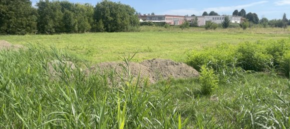 Grundstück in Ferrara, Italy 2900m², Nr. 281172 3