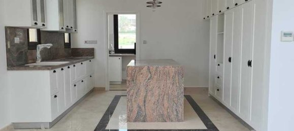 4 bedrooms Villa in Paphos, Cyprus No. 6991 6