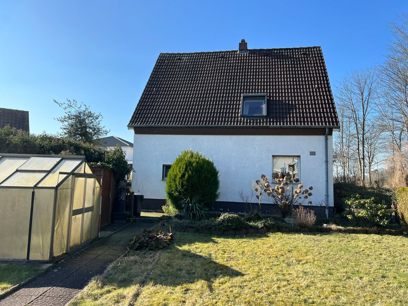 Casa de 4 habitaciónes en Wesel, Germany No. 30809