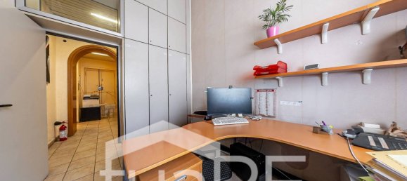 Büro in Rome, Italy 125m², Nr. 292449 11