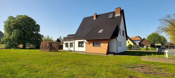 5 rooms House in Vorpommern-Rugen, Germany No. 220136 2
