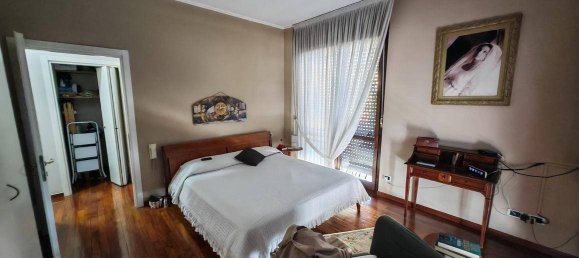 6 bedrooms Villa in Nerviano, Italy No. 279134 2