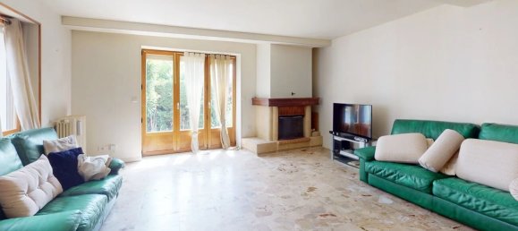 2 bedrooms House in Soissons, France No. 213053 3