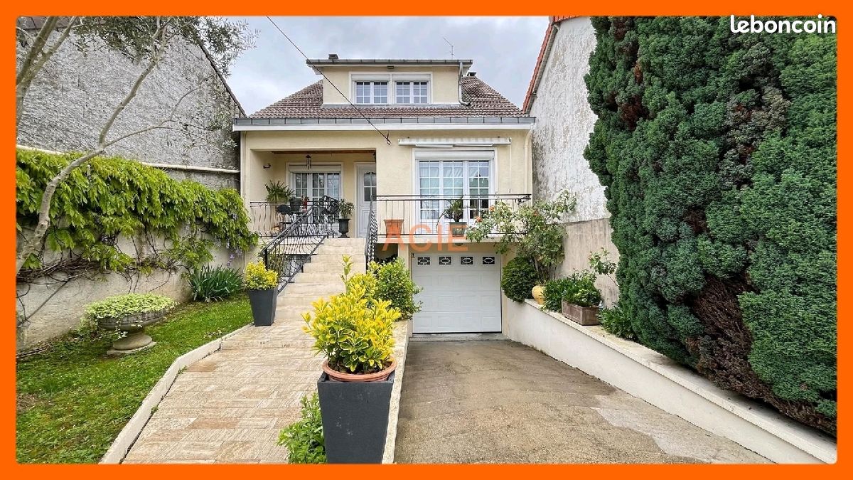 Дом с 3 спальнями в Лувр, Франция № 183339