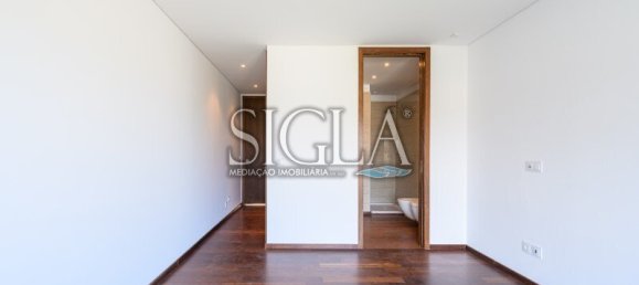 4 bedrooms Apartment in Vila Nova de Gaia, Portugal No. 143816 17