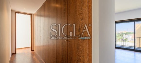 4 bedrooms Apartment in Vila Nova de Gaia, Portugal No. 143816 10