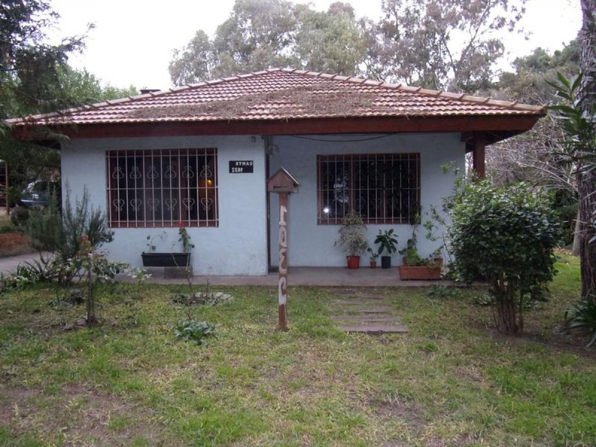 3 bedrooms House in Mar del Plata, Argentina No. 93522