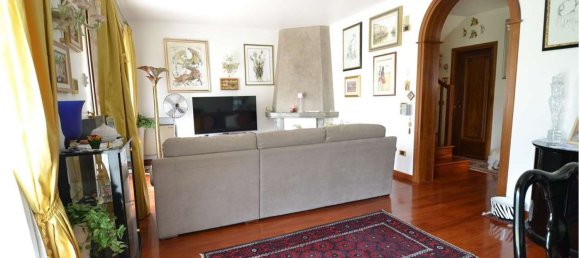 6 Schlafzimmer Villa in Mogliano Veneto, Italy, Nr. 342445 3