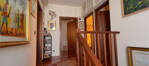 6 Schlafzimmer Villa in Mogliano Veneto, Italy, Nr. 342445 14