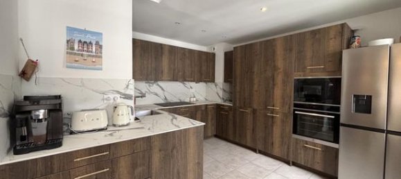 3 bedrooms Apartment in Bobigny, France No. 354762 4