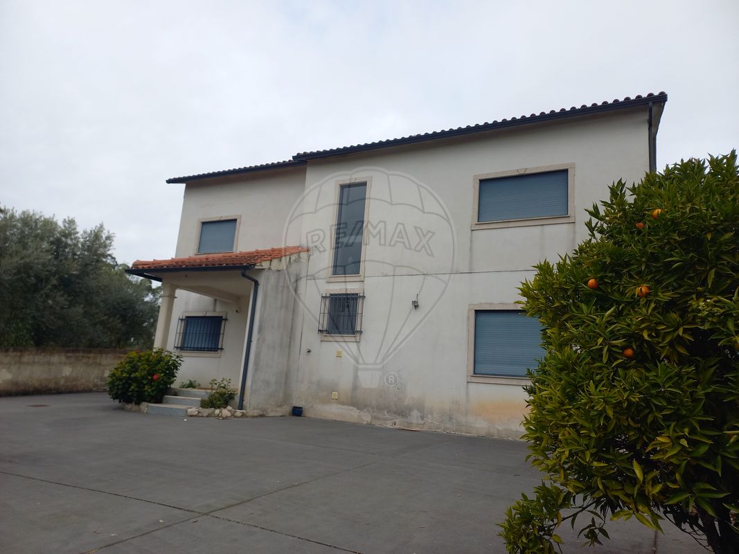 Casa de 4 dormitorios en Pombal, Portugal No. 17489