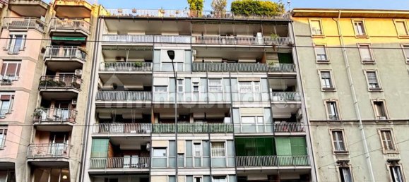 1 Schlafzimmer Wohnung in Milan, Italy, Nr. 293654 3