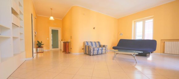 Квартира с 3 комнатами в Таранто, Италия № 123462 24