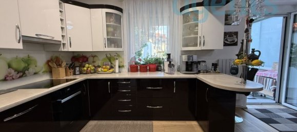 4-salle Appartement à Linz, Austria No. 150464 3