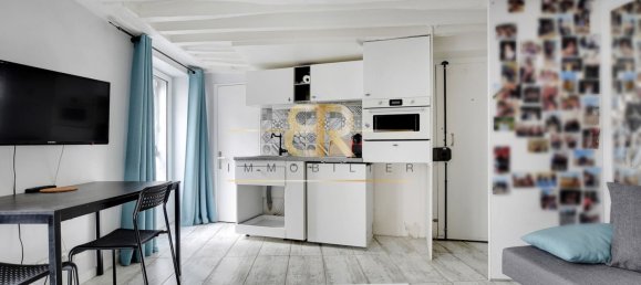 Studio in Paris, France No. 171098 5