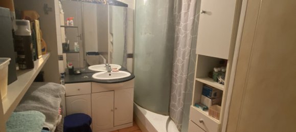 3 bedrooms House in Dammarie, France No. 84082 9