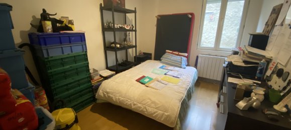 3 bedrooms House in Dammarie, France No. 84082 8