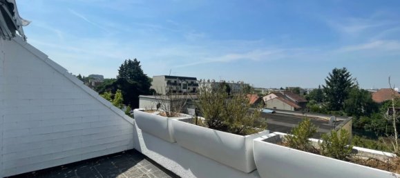 3 bedrooms Apartment in Noisy-le-Grand, France No. 177766 10
