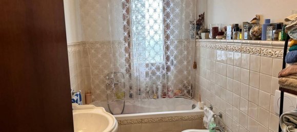 3 bedrooms Apartment in Pistoia, Italy No. 114639 20