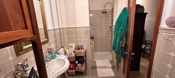 3 bedrooms Apartment in Pistoia, Italy No. 114639 22