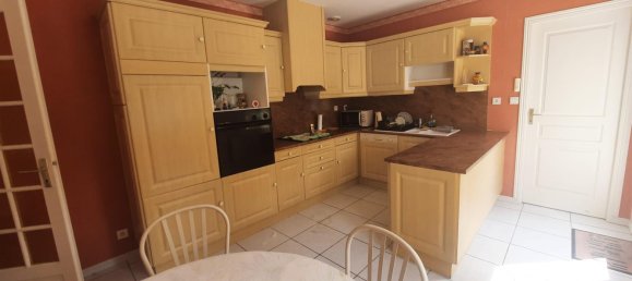 5 Schlafzimmer Haus in Verines, France, Nr. 301469 3