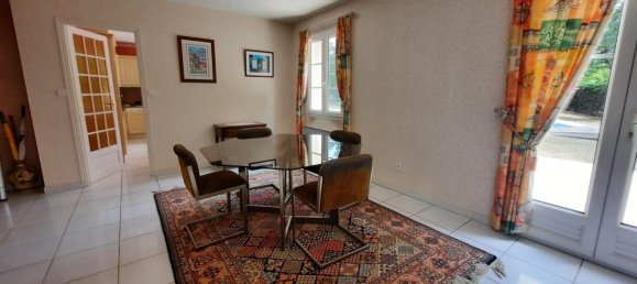 5 Schlafzimmer Haus in Verines, France, Nr. 301469 2