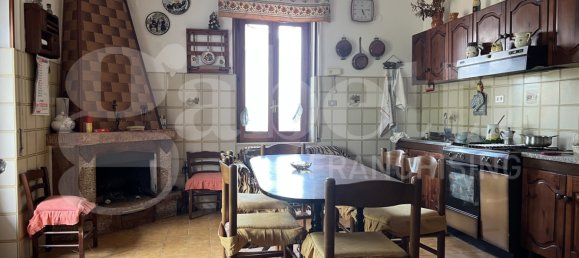 3 bedrooms Villa in Dugenta, Italy No. 309473 7