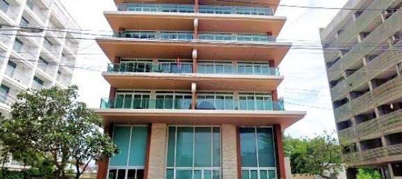 2 bedrooms Condo in Pattaya, Thailand No. 24985 2