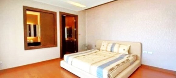 2 bedrooms Condo in Pattaya, Thailand No. 24985 10
