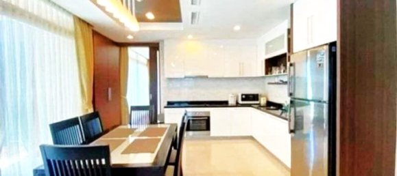 2 bedrooms Condo in Pattaya, Thailand No. 24985 9