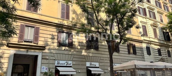 Квартира с 3 спальнями в Рим, Италия № 273972 9