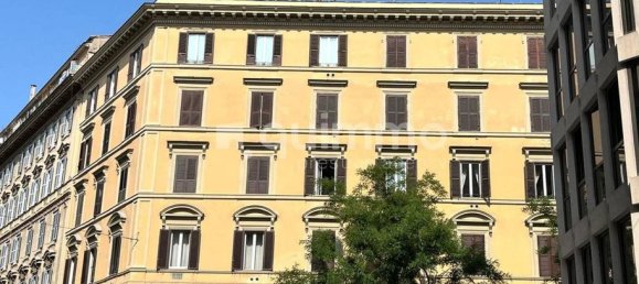 Квартира с 3 спальнями в Рим, Италия № 273972 10