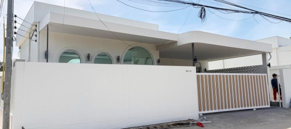 4 bedrooms Villa for sale in Pattaya, Chonburi, Eastern Thailand, Thailand № 74990 9