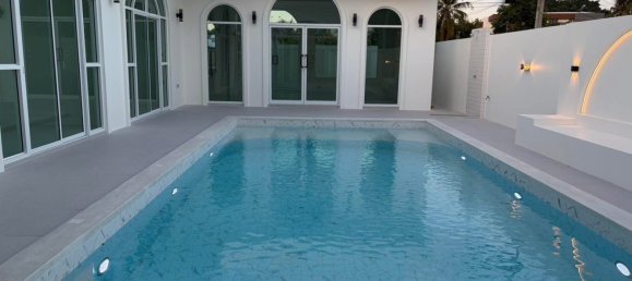 4 bedrooms Villa for sale in Pattaya, Chonburi, Eastern Thailand, Thailand № 74990 2