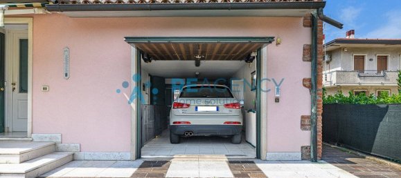 3 bedrooms Villa in Montecchio Maggiore, Italy No. 269281 3