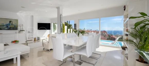 3 غرف نوم فيلا في Fuengirola, Spain رقم 187697 30