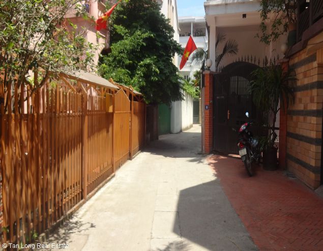 2 bedrooms Apartment in Tay Ho, Vietnam No. 2686