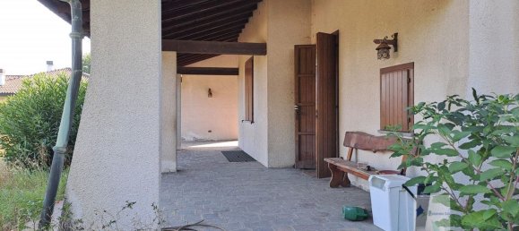 Villa de 7 habitaciónes en Robecchetto con Induno, Italy No. 274913 12