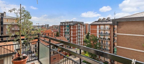 3 Schlafzimmer Wohnung in Bresso, Italy, Nr. 358030 4