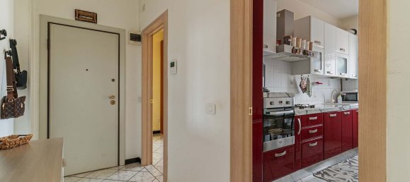 3 Schlafzimmer Wohnung in Bresso, Italy, Nr. 358030 10