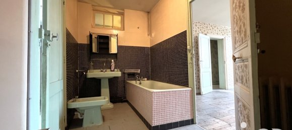 4 bedrooms Townhouse in La Roche-Chalais, France No. 294553 12