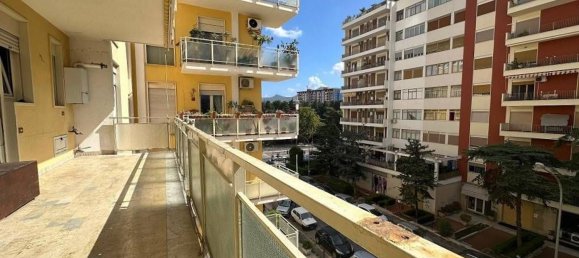 Apartamento de 4 habitaciónes en Palermo, Italy No. 263451 5