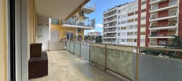 Apartamento de 4 habitaciónes en Palermo, Italy No. 263451 4
