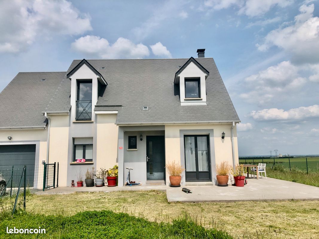 5 bedrooms House in Calvados, France No. 353760