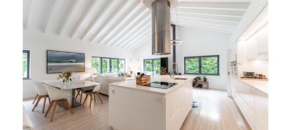 3 bedrooms Villa in Cascais, Portugal No. 104974 2