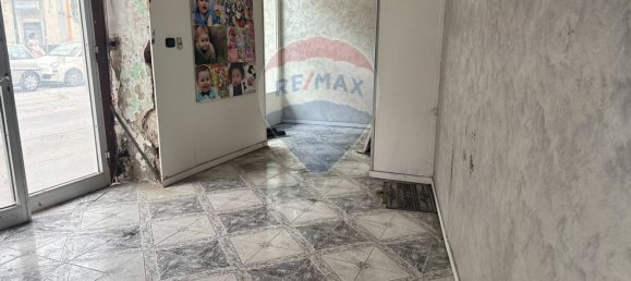 Propiedad comercial de 1 habitación en Casoria, Italy No. 30963 3